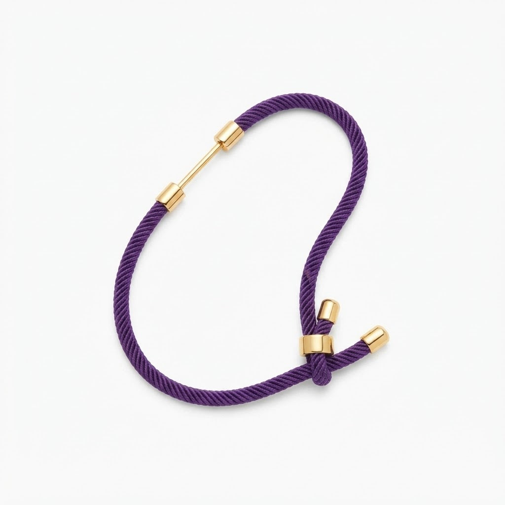 Bracciale Regolabile in Corda Intrecciata con Dettagli in Acciaio Inossidabile Dorato