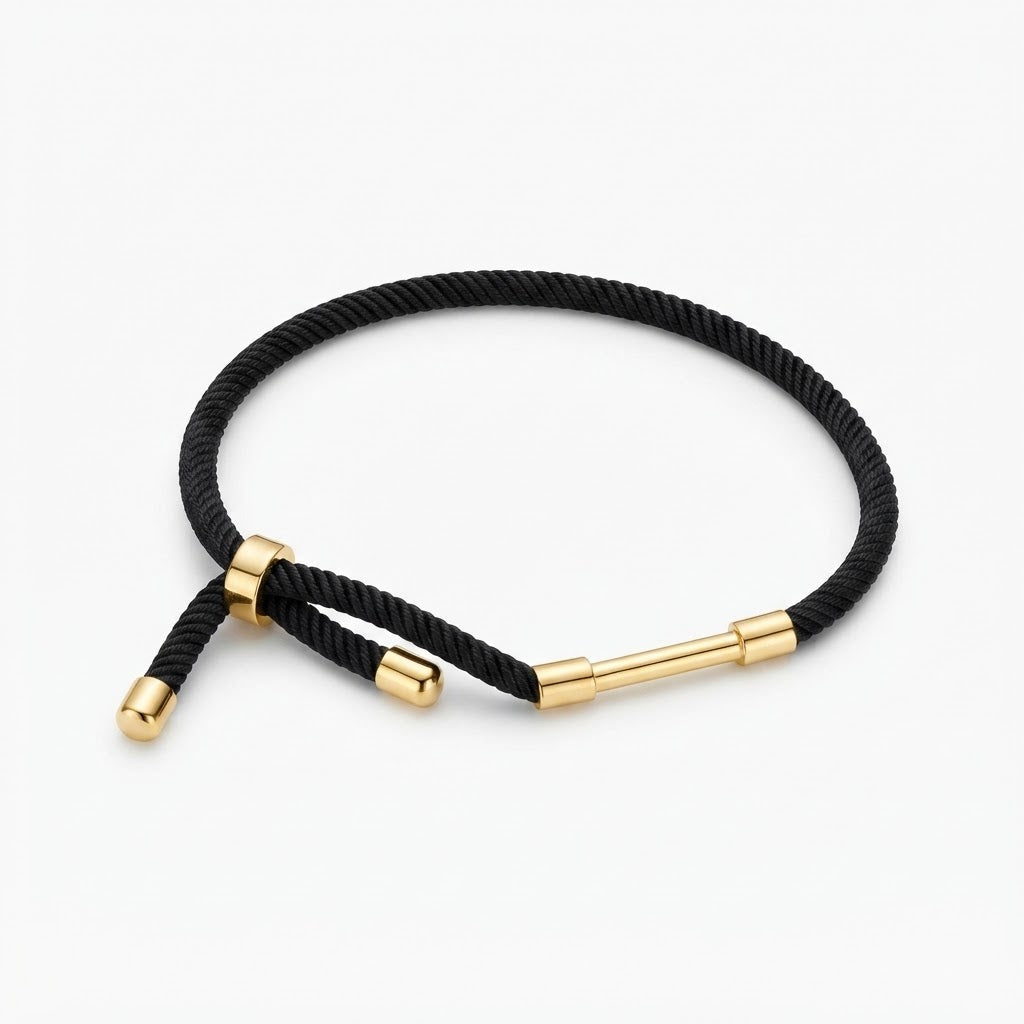 Bracciale Regolabile in Corda Intrecciata con Dettagli in Acciaio Inossidabile Dorato