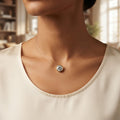 Collana con Ciondolo Solitario