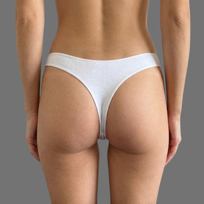Perizoma Bianco con Patch Farfalla Blu Ricamata | Intimo Donna Delicato
